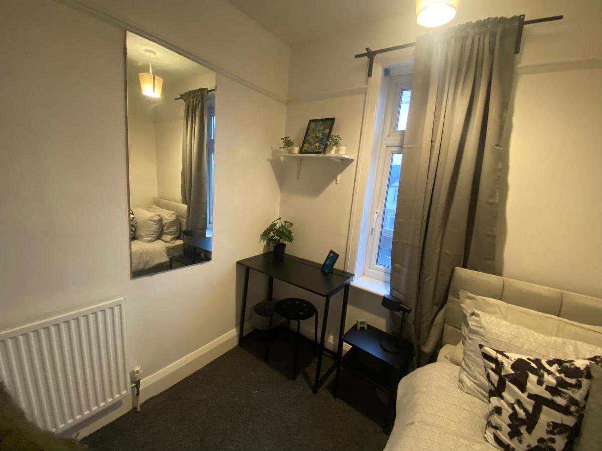 Room 2 Peaceful Stay Near Derby City Centre Exteriör bild