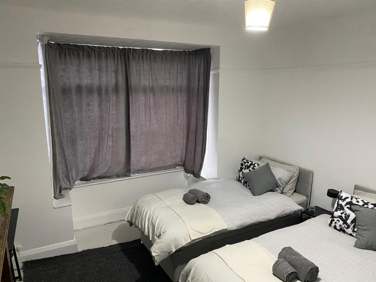 Room 2 Peaceful Stay Near Derby City Centre Exteriör bild
